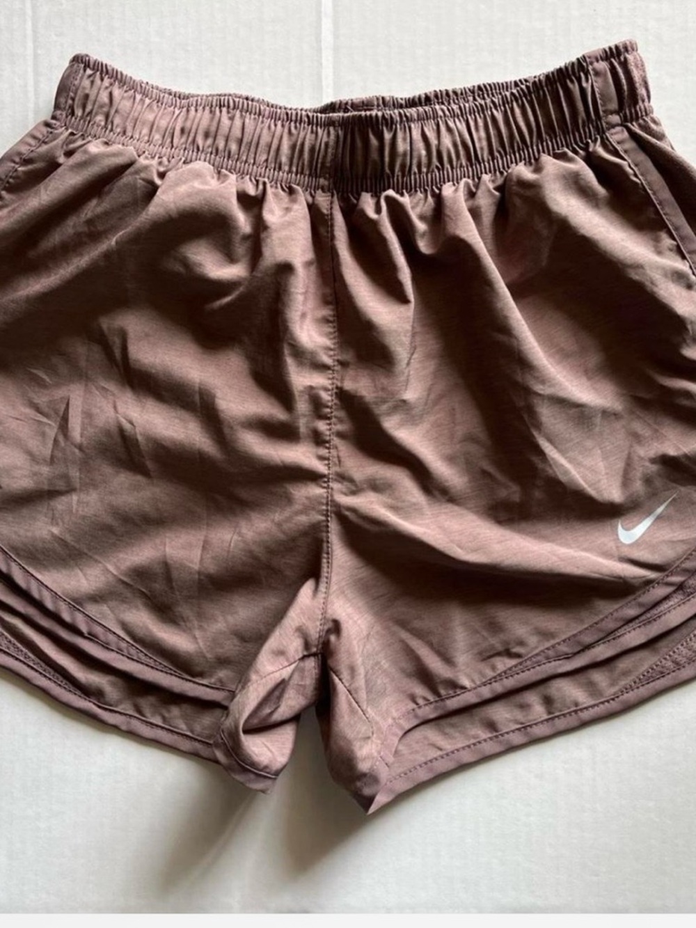 Nike Dri-FIT Shorts in Brown